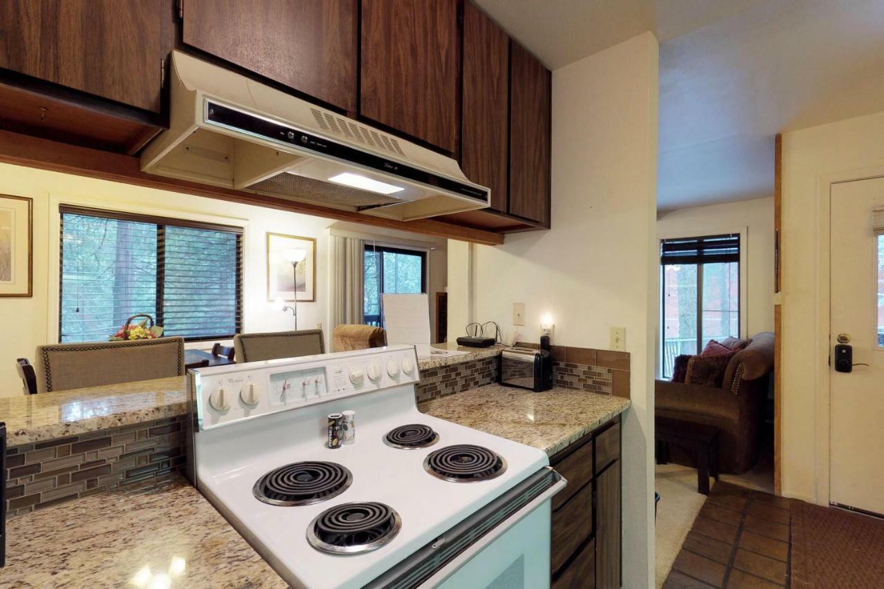 Shady Cove Condominium Шейвер Лейк Экстерьер фото